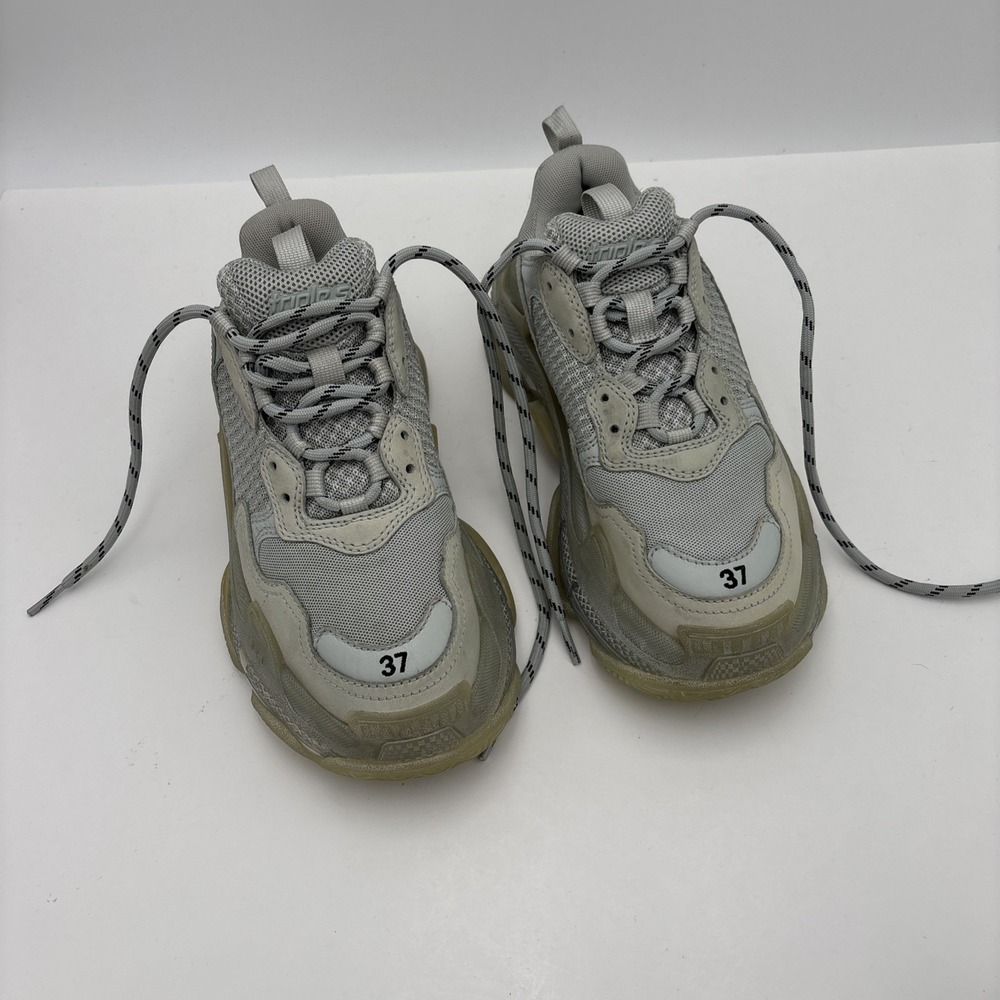 Balenciaga Triple S grey‎ clear sole size 37 EU/  7 US Woman's 544351